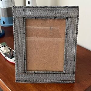 Gray chain Picture Frame